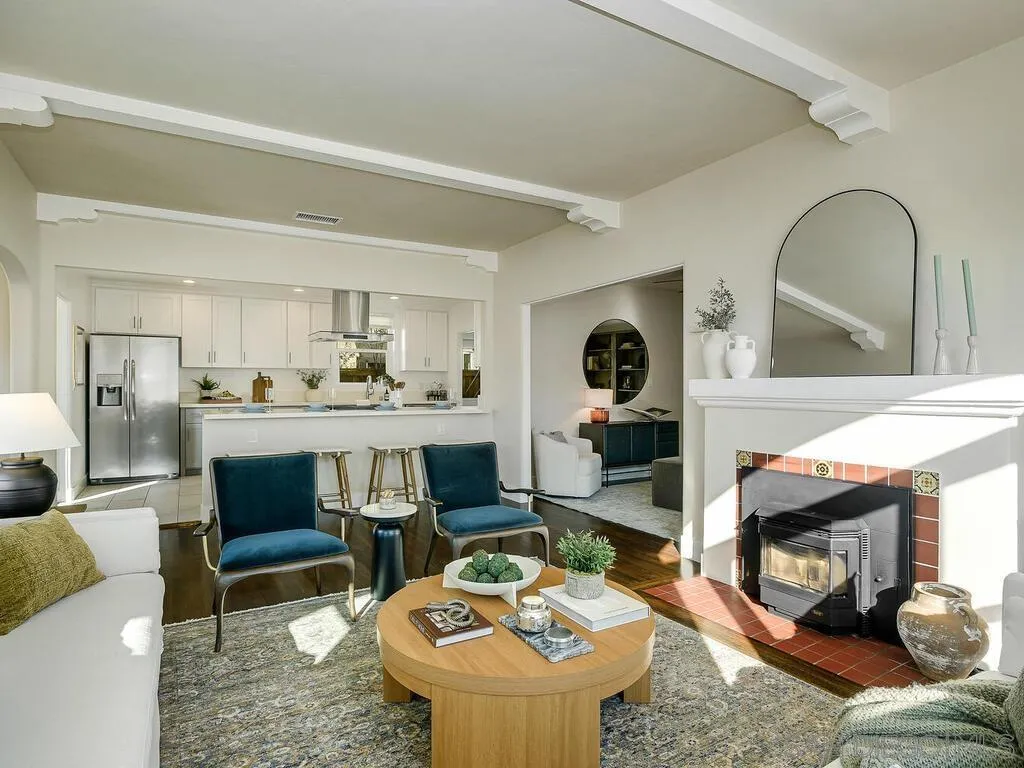 4607 Constance Drive San Diego, CA 92115 - Photo 8 of 41