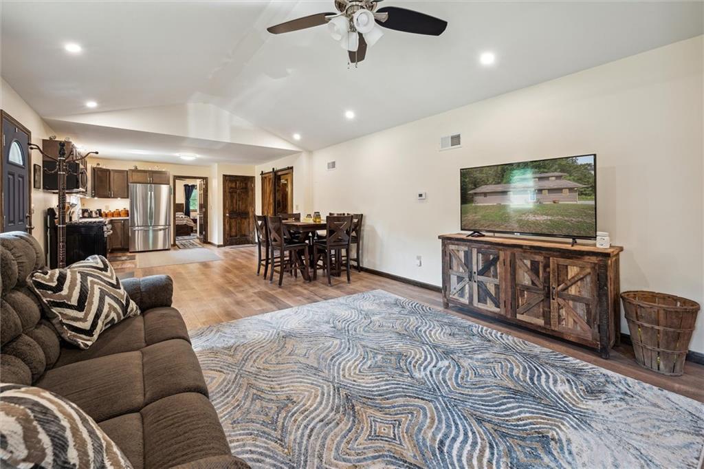 473 Lardintown Road Sarver, PA 16055 - Photo 9 of 47 Gallery Image 9