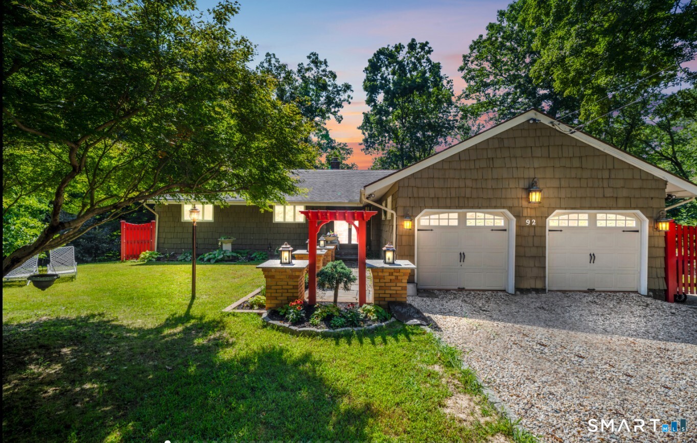 92 Kenmore Road Bloomfield, CT 06002 - Photo 2 of 37