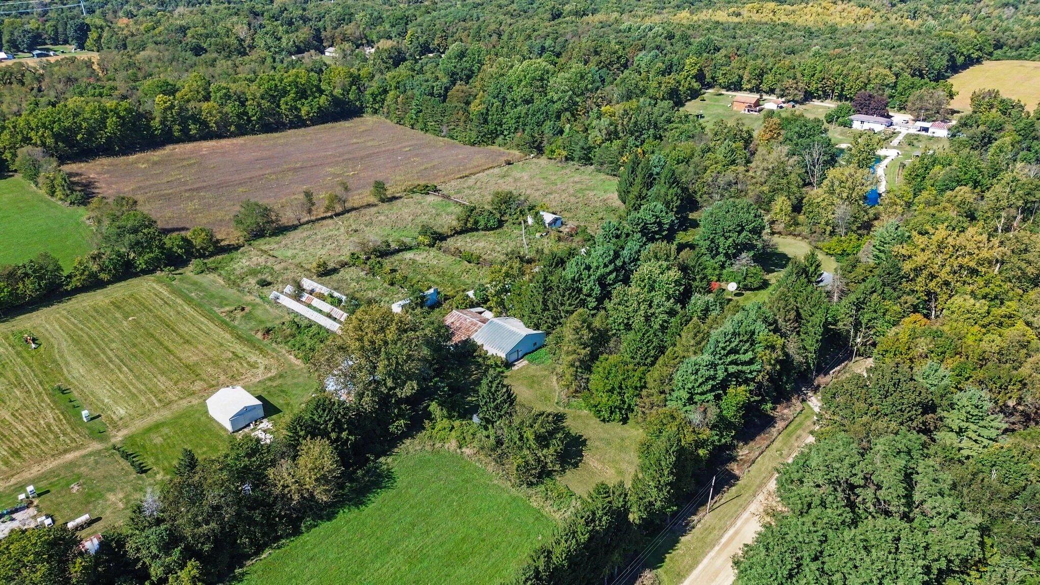 1664 Thomson Road Niles, MI 49120 - Photo 32 of 37 026_file_2027