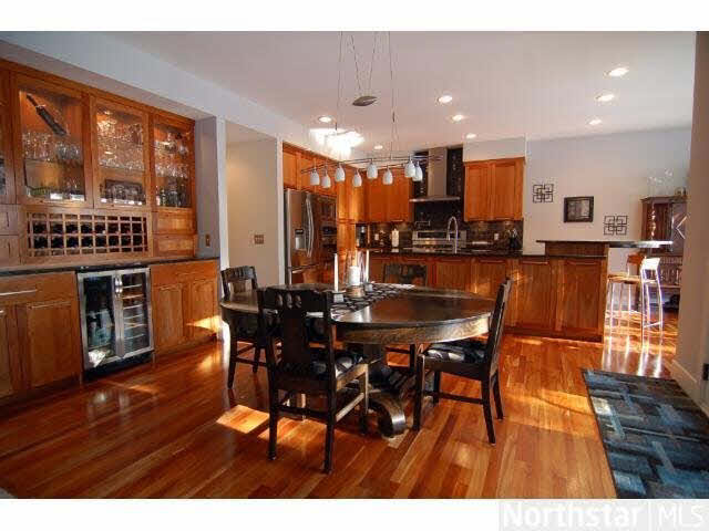 1157 Lexington Ridge Court Eagan, MN 55123 - Photo 1 of 18 Gallery Image 1