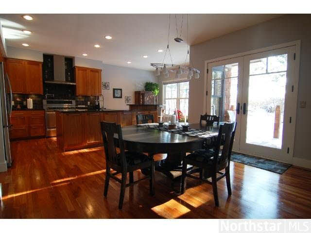 1157 Lexington Ridge Court Eagan, MN 55123 - Photo 3 of 18 Gallery Image 3