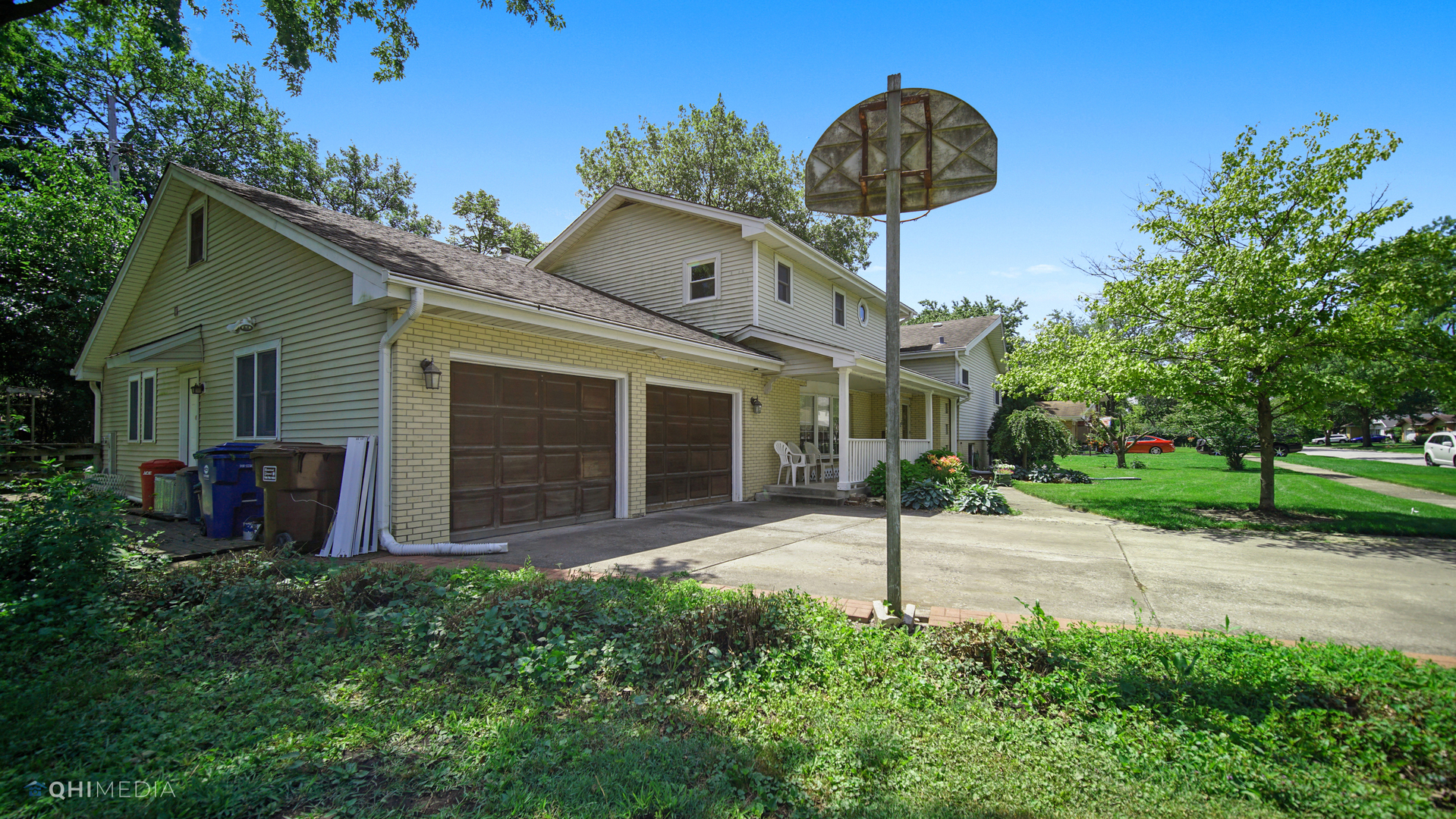 747 Braemar Road Flossmoor, IL 60422 - Photo 2 of 32