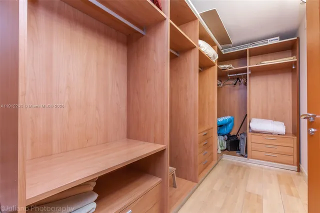 a view of utility room