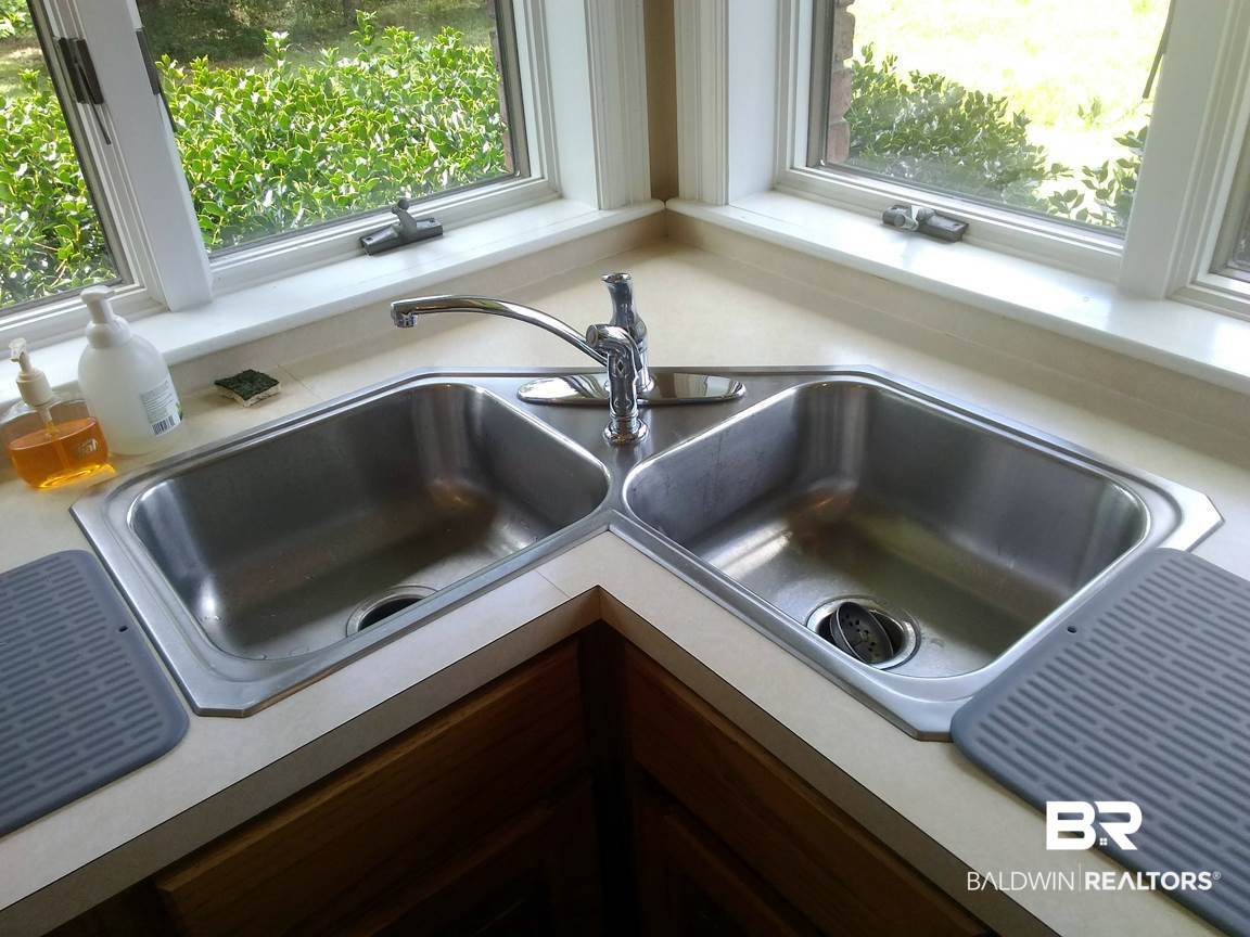 8132 Bay View Drive Foley, AL 36535 - Photo 12 of 50 Double corner sink
