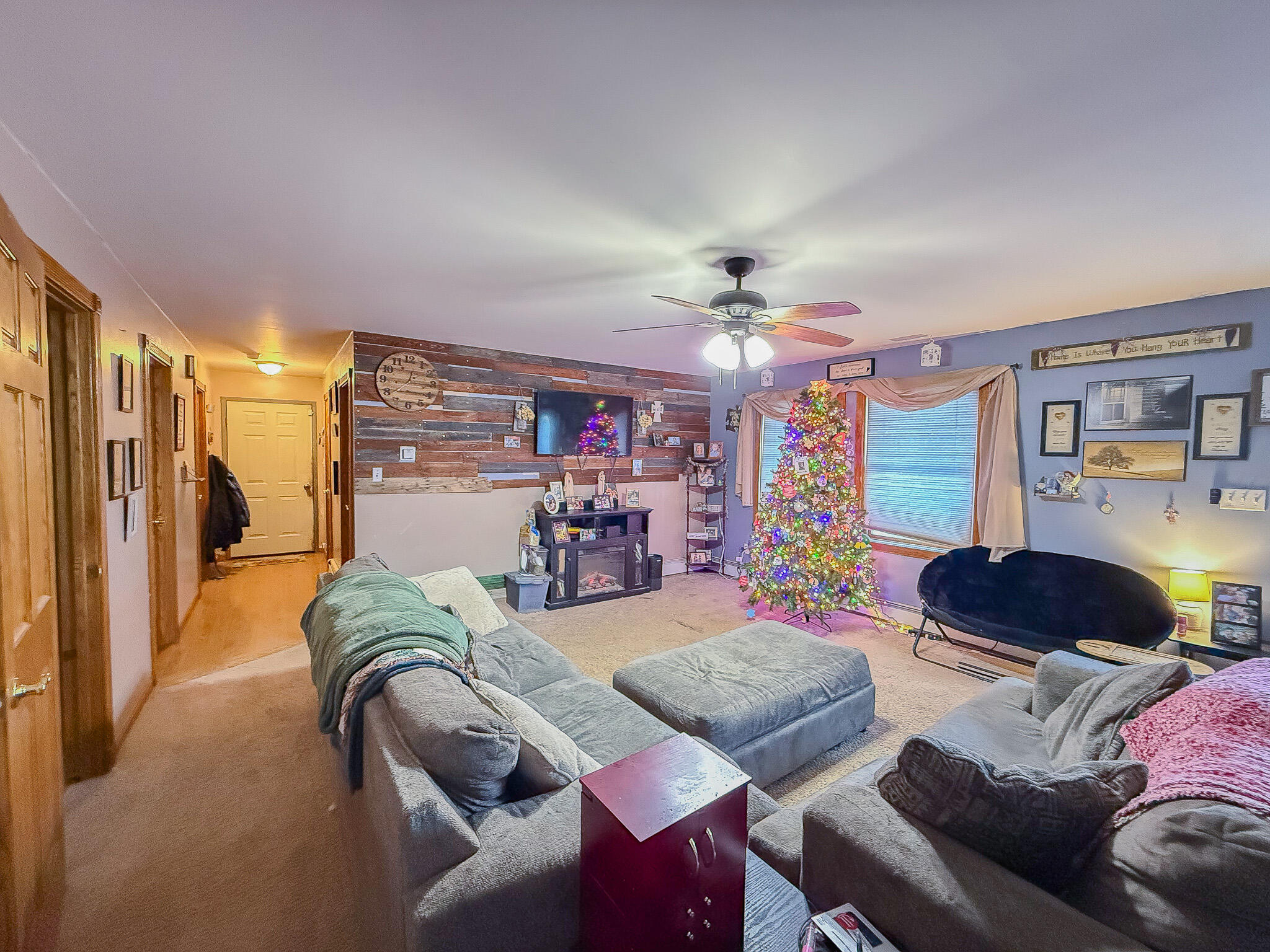 1159 Bangor Road Ellsworth, ME 04605 - Photo 11 of 28 Living room