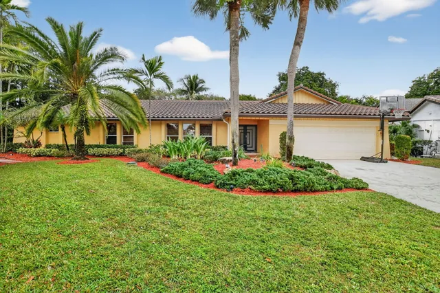 $1,695,000 | 20894 Escudo Drive, Boca Raton, FL 33433