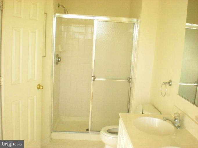 2414 Hay Rake Court Herndon, VA 20171 - Photo 12 of 22 Master Bath #2