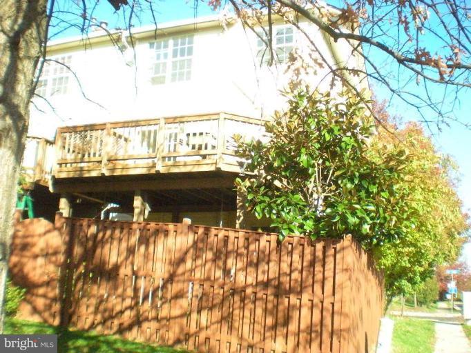 2414 Hay Rake Court Herndon, VA 20171 - Photo 17 of 22 Exterior #4