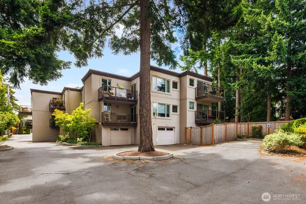 $375,000 | 8503 Bowdoin Way, Unit 201, Edmonds, WA 98026