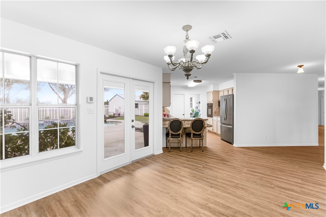 201 Parsons Road Victoria, TX 77904 - Photo 5 of 29