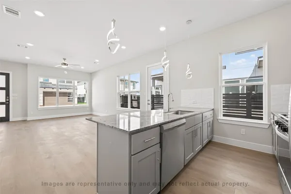 $2,490 | 10719 Mason Road, Unit 23, Richmond, TX 77406