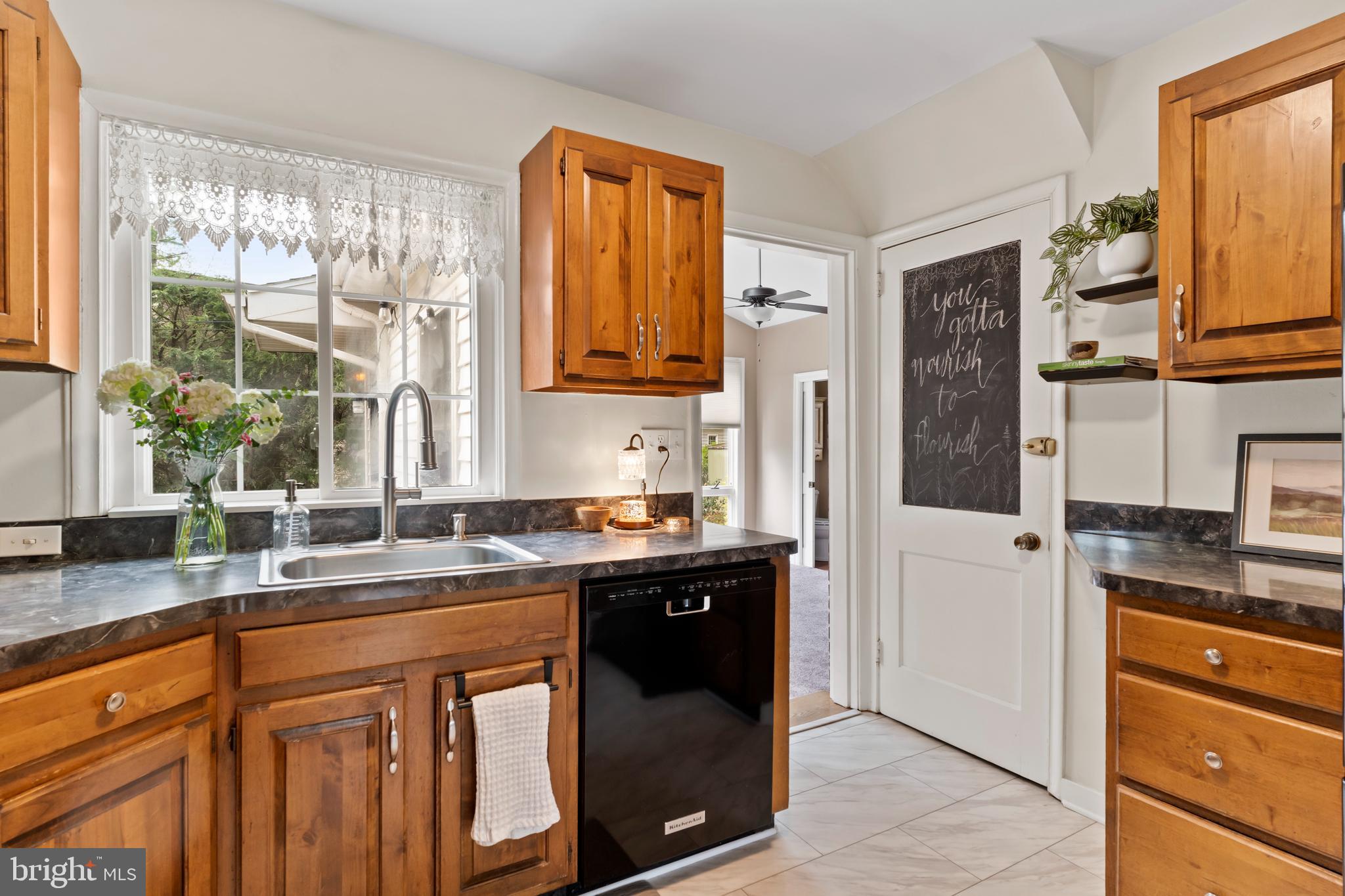 1607 Chatham Road Camp Hill, PA 17011 - Photo 15 of 32