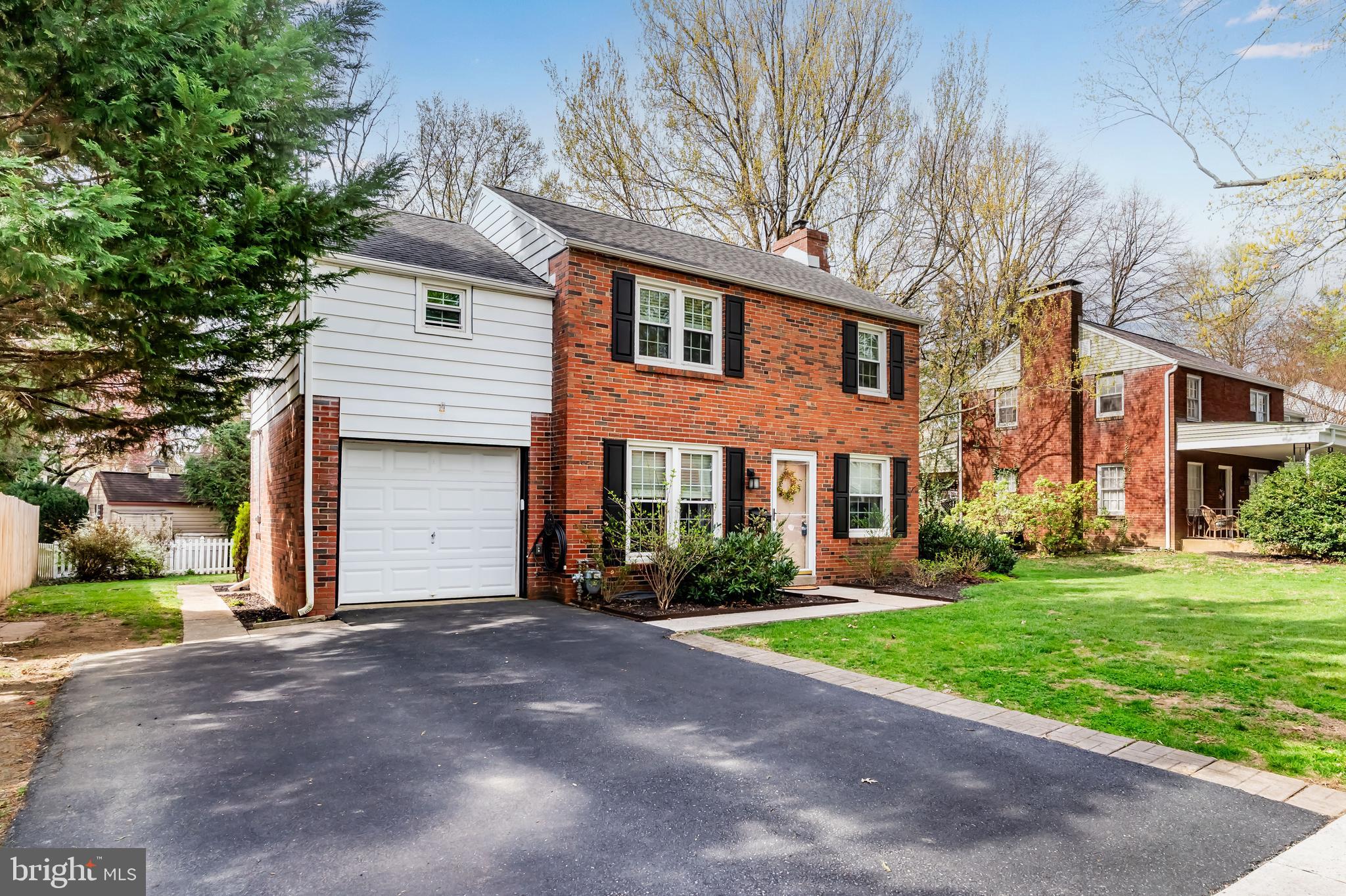 1607 Chatham Road Camp Hill, PA 17011 - Photo 2 of 32