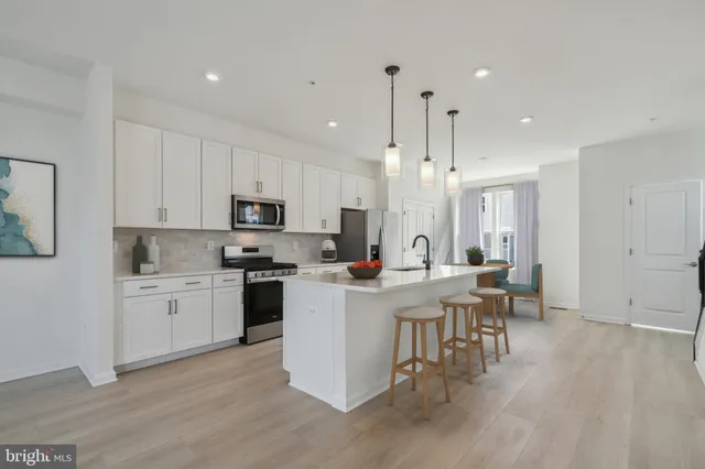 $399,990 | 26 Riverside Drive, Cambridge, MD 21613