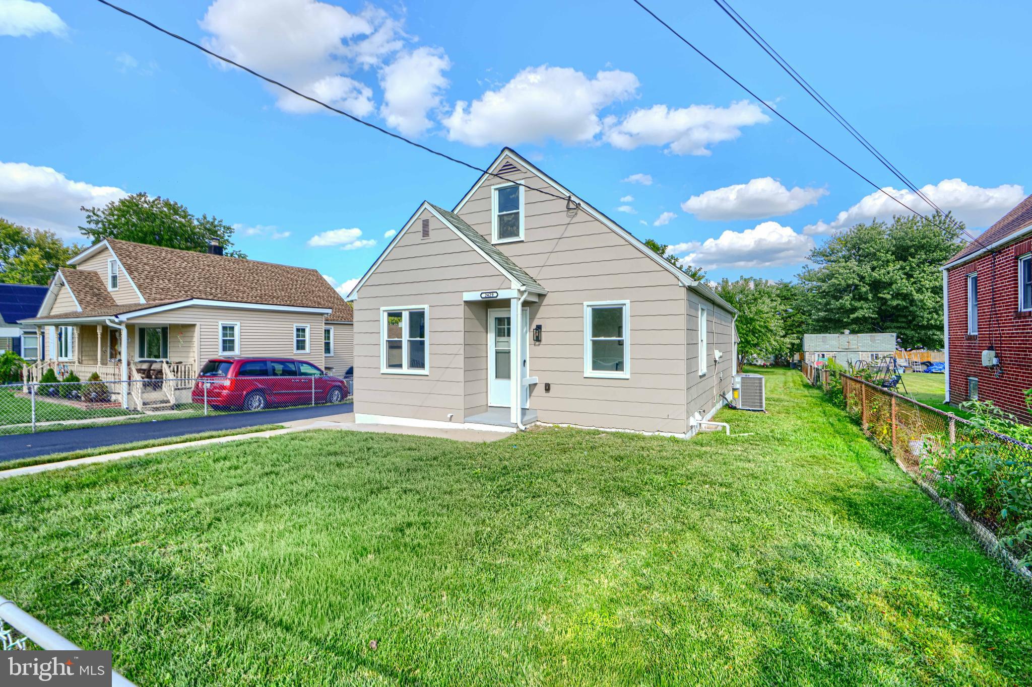 2429 Plainfield Road Baltimore, MD 21222 - Photo 3 of 53