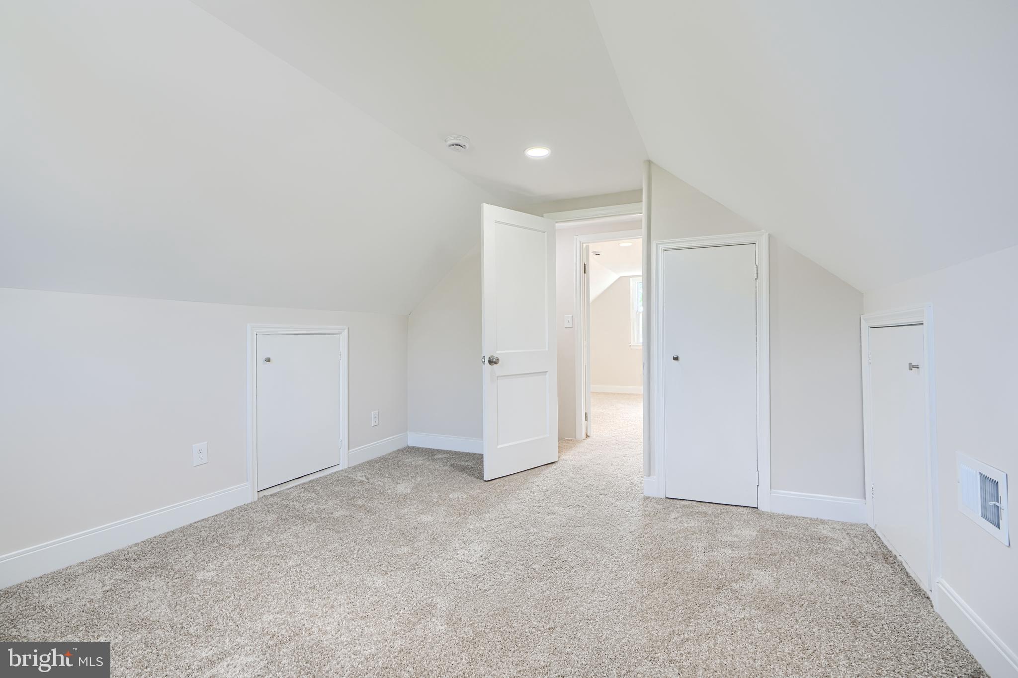 2429 Plainfield Road Baltimore, MD 21222 - Photo 35 of 53