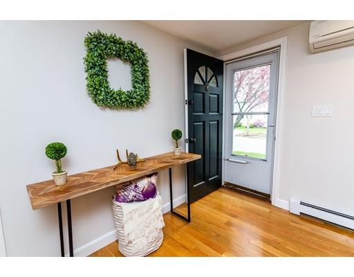 45 Hawley Road Scituate, MA 02066 - Photo 4 of 30 Gallery Image 4