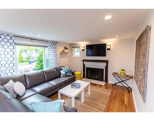 45 Hawley Road Scituate, MA 02066 - Photo 5 of 30 Gallery Image 5