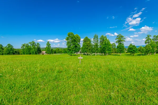 $289,900 | 0 Jasper Highlands River Bluffs Drive, Unit LOT 46, Jasper, TN 37347