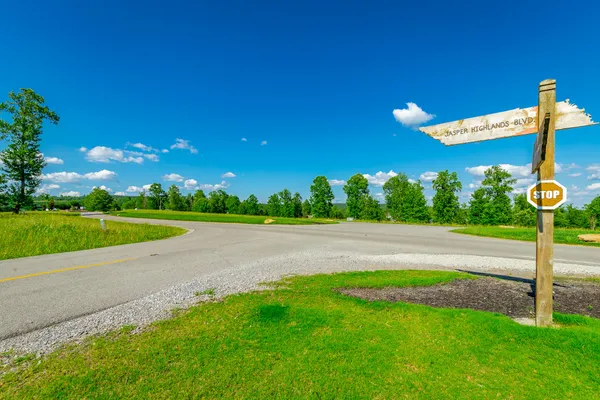 $289,900 | 0 Jasper Highlands River Bluffs Drive, Unit LOT 46, Jasper, TN 37347