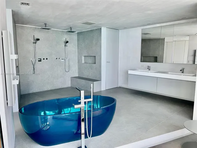 $29,000 | 18555 Collins Avenue, Unit 3705, Sunny Isles Beach, FL 33160