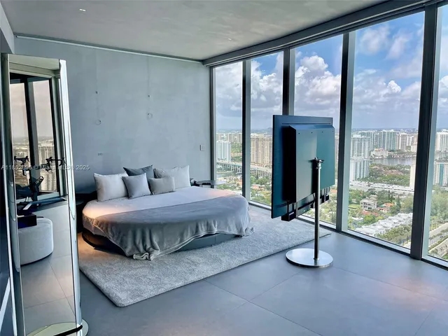 $29,000 | 18555 Collins Avenue, Unit 3705, Sunny Isles Beach, FL 33160