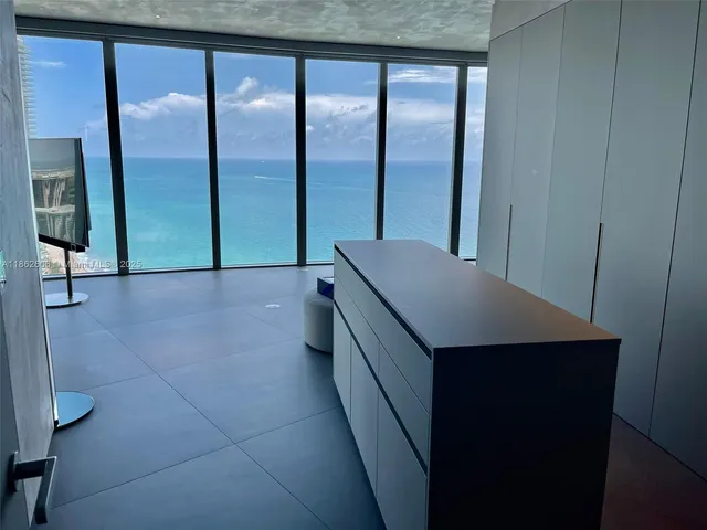 $29,000 | 18555 Collins Avenue, Unit 3705, Sunny Isles Beach, FL 33160