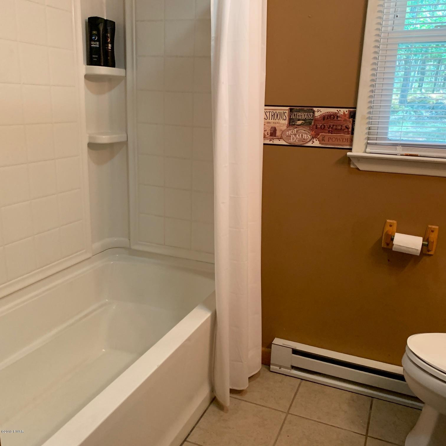 218 Springbrook Road Shohola, PA 18458 - Photo 10 of 19 Full Bathroom