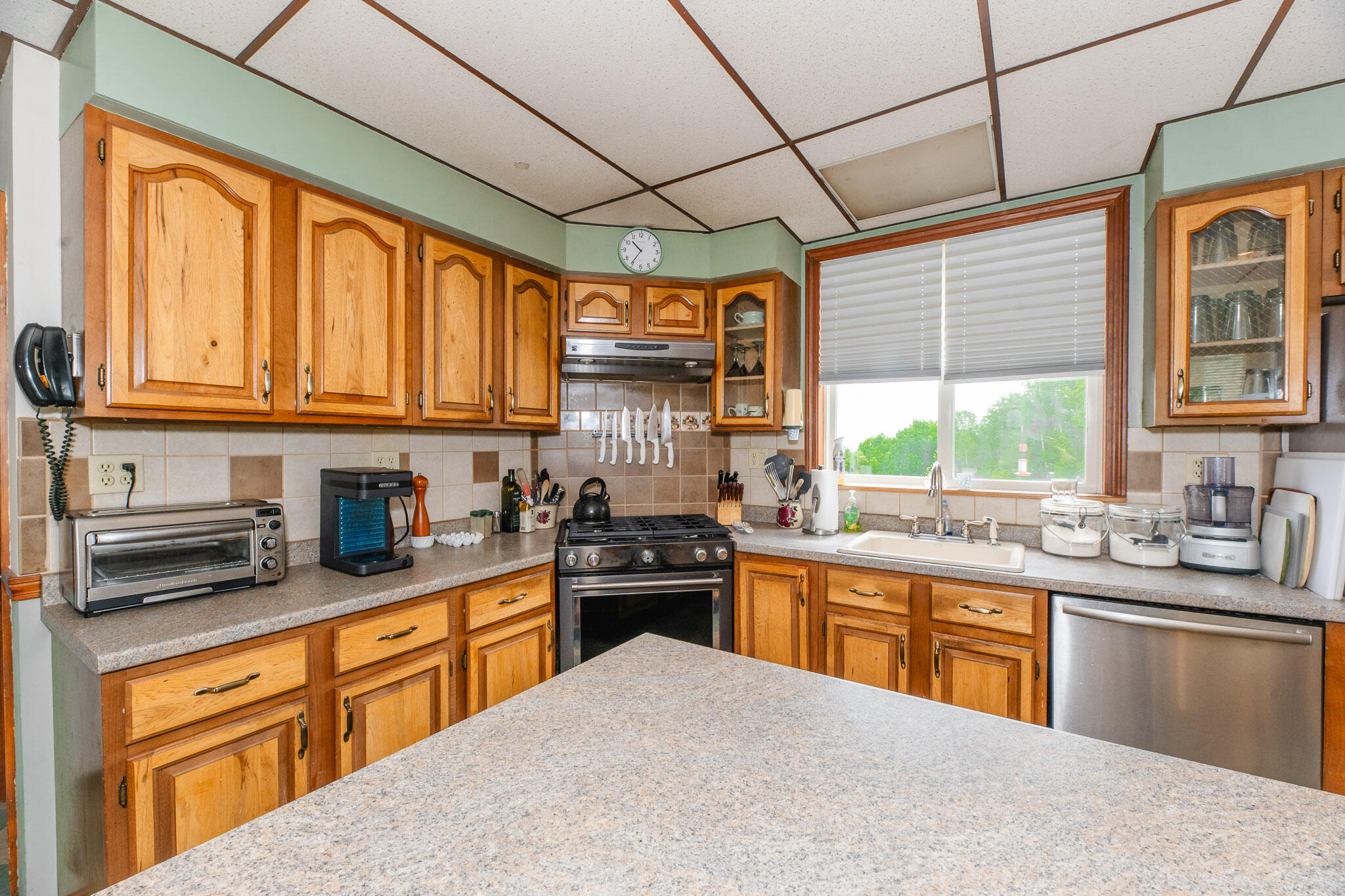 2887 Middle Road Sidney, ME 04330 - Photo 11 of 38 Kitchen
