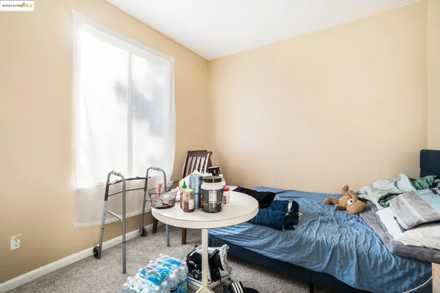 a view of a workspace with furniture