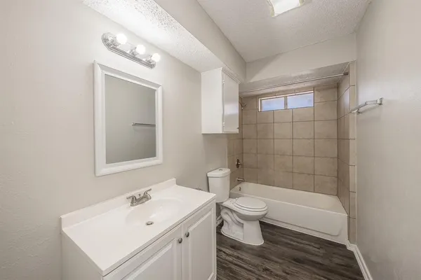 $1,795 | 876 Dogwood Trail, Lancaster, TX 75146