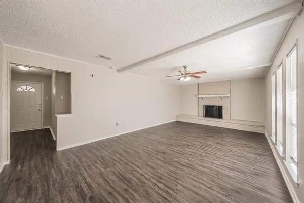 $1,795 | 876 Dogwood Trail, Lancaster, TX 75146