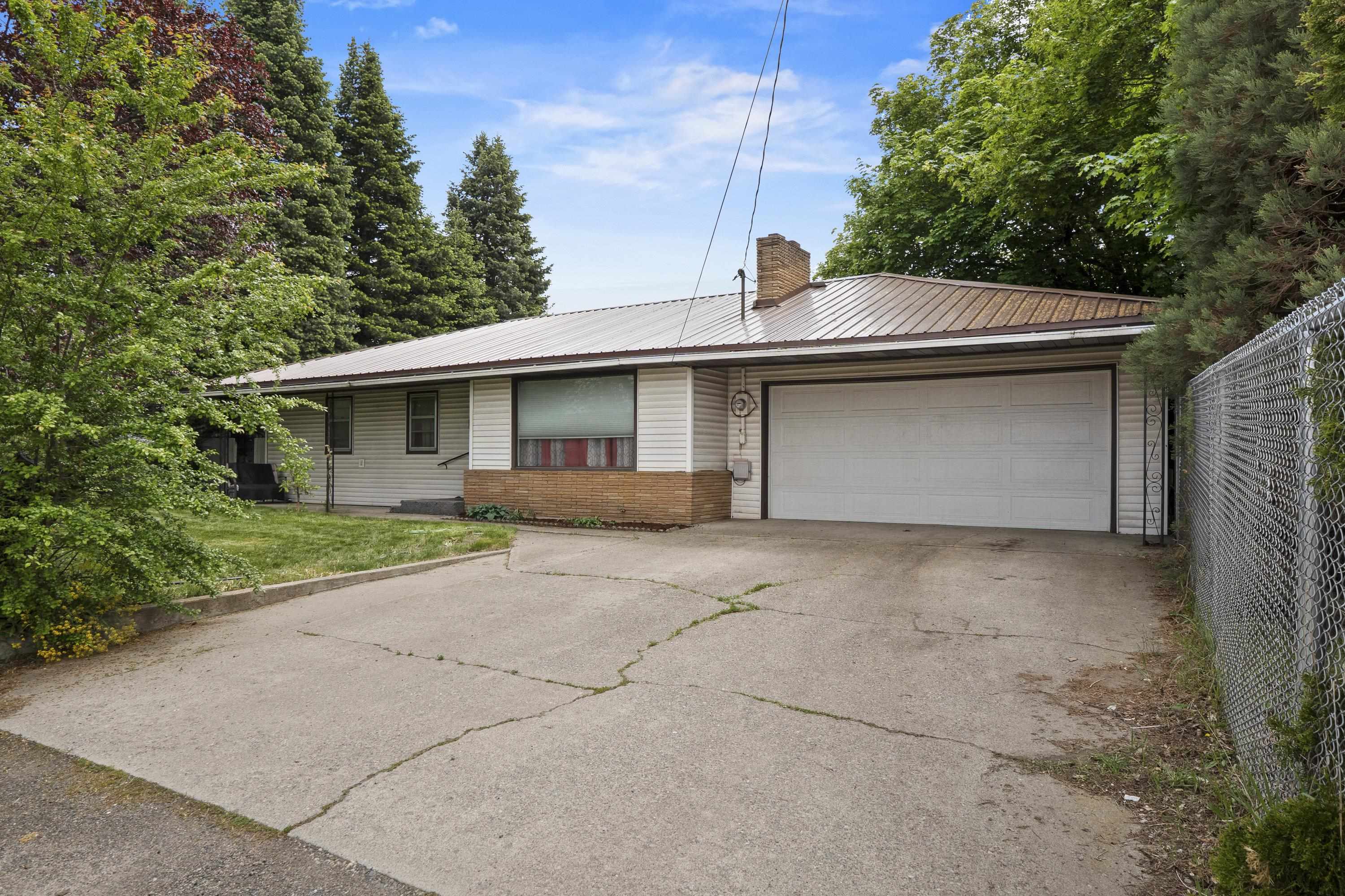 3022 Lincoln Road Spokane, WA 99217 - Photo 1 of 42 Gallery Image 1