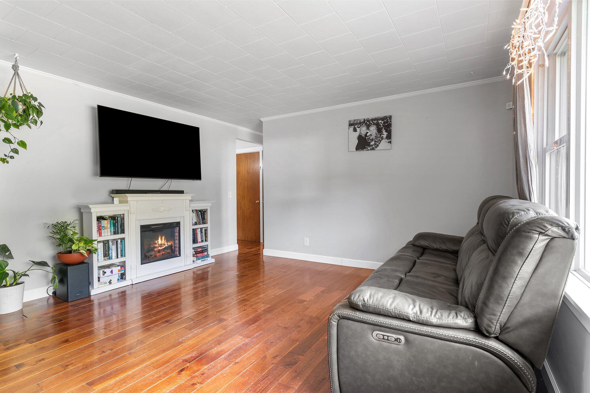 67 Fowler Road Orrington, ME 04474 - Photo 5 of 35 7-web-or-mls-DSC07983
