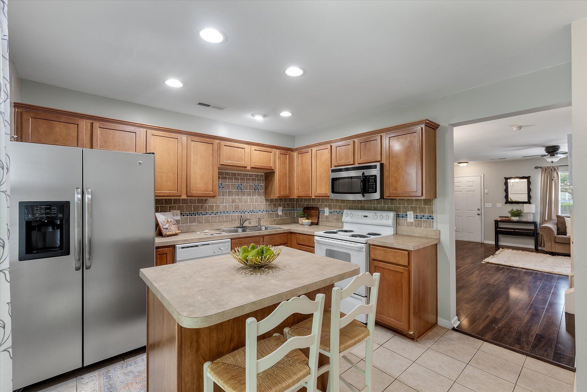 432 Doane Way Wando, SC 29492 - Photo 4 of 32 Cooking Fun