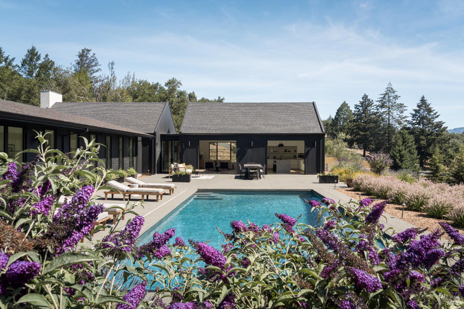 2806 Bardy Road Santa Rosa, CA 95404 - Photo 3 of 39