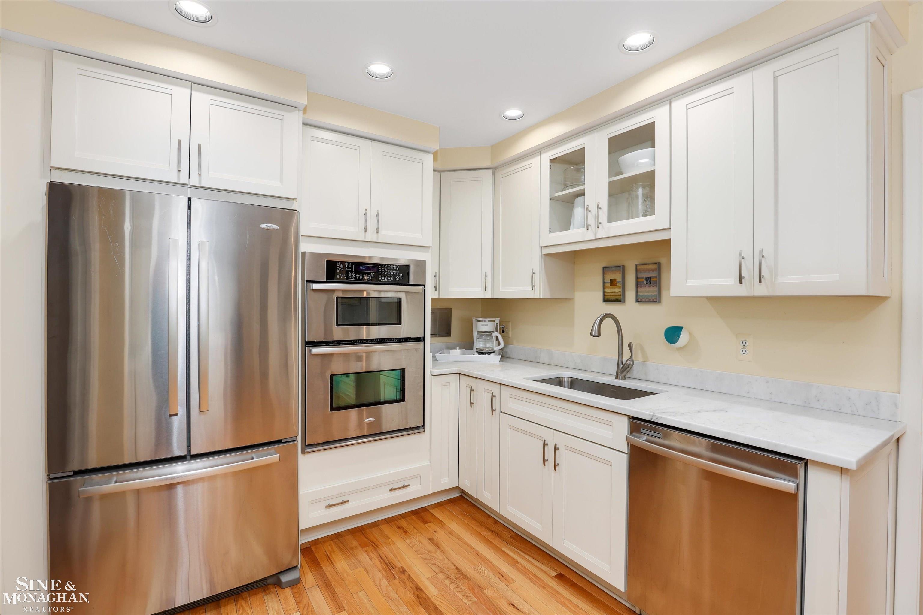 50 Hampton Road Grosse Pointe Shores, MI 48236 - Photo 14 of 37