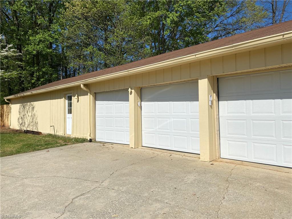 1710 Bethania-Rural Hall Road Winston-Salem, NC 27106 - Photo 3 of 47
