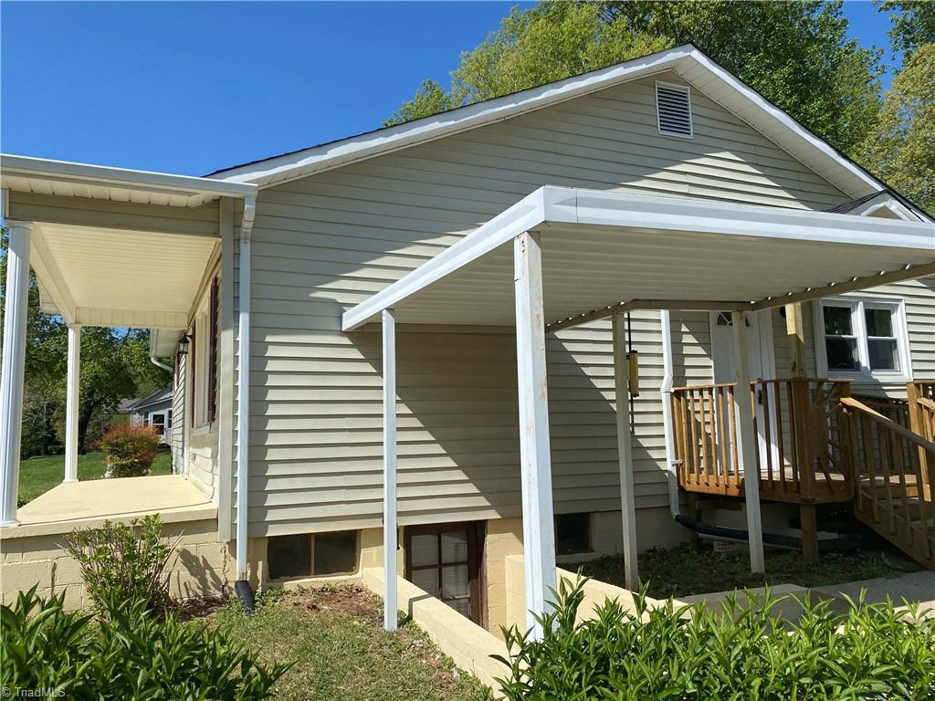 1710 Bethania-Rural Hall Road Winston-Salem, NC 27106 - Photo 41 of 47