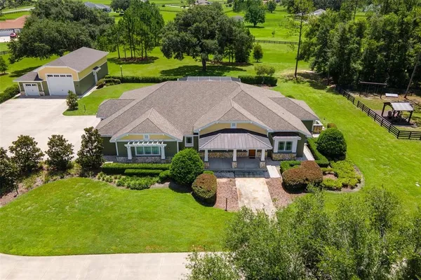 $1,490,000 | 10615 Northeast 104th Circle, Oxford, FL 34484