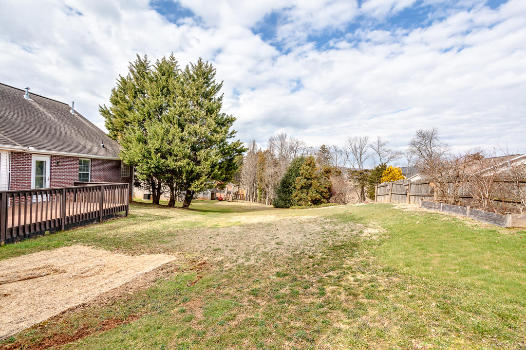 3348 Adams Gate Road Knoxville, TN 37931 - Photo 30 of 32 Backyard