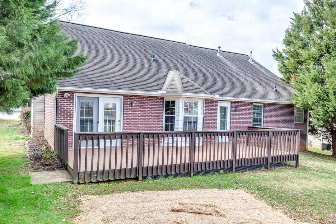 3348 Adams Gate Road Knoxville, TN 37931 - Photo 31 of 32 Backyard