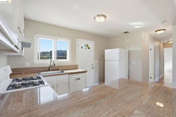$1,449,000 | 840 Key Rte Boulevard, Albany, CA 94706