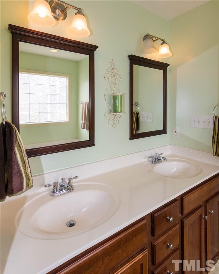 3812 Amandcroft Way Raleigh, NC 27616 - Photo 15 of 24 Gallery Image 15