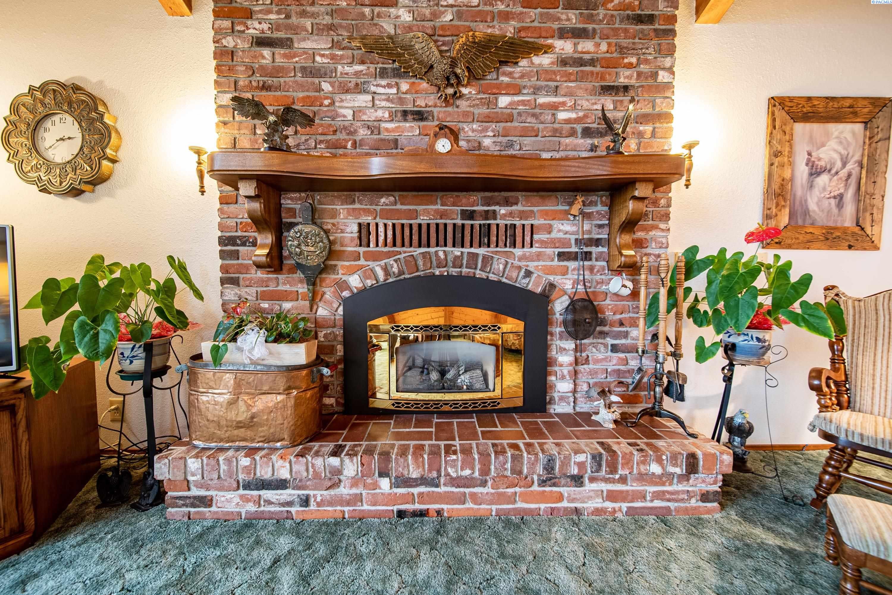 57001 North Wilgus Road Grandview, WA 98930 - Photo 21 of 30 Gallery Image 21