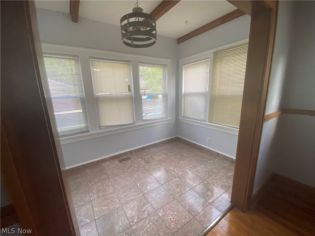 899 Clarence Road Cleveland Heights, OH 44121 - Photo 22 of 24 Sunroom