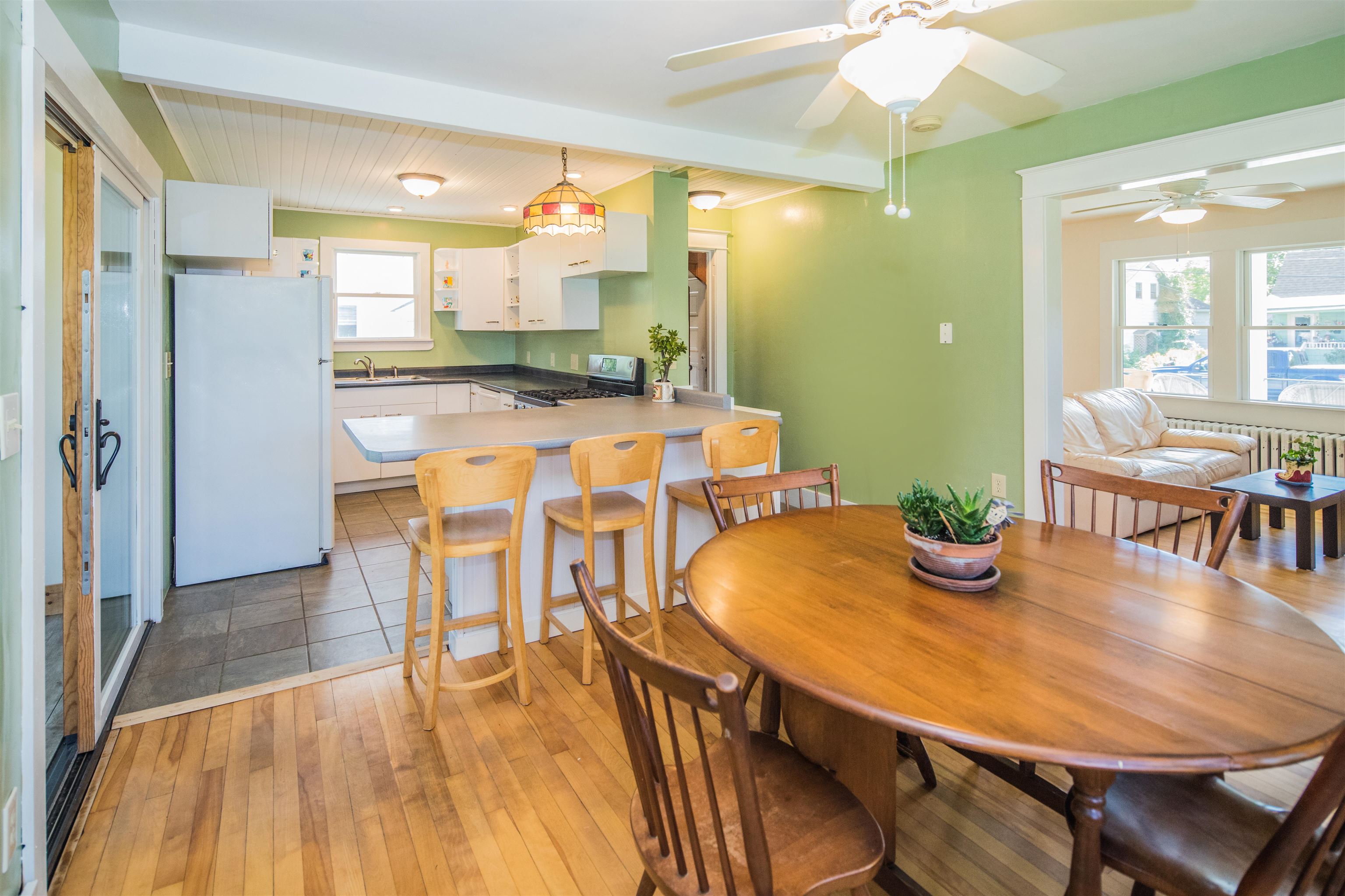 16 Crown Street Rutland, VT 05701 - Photo 12 of 32