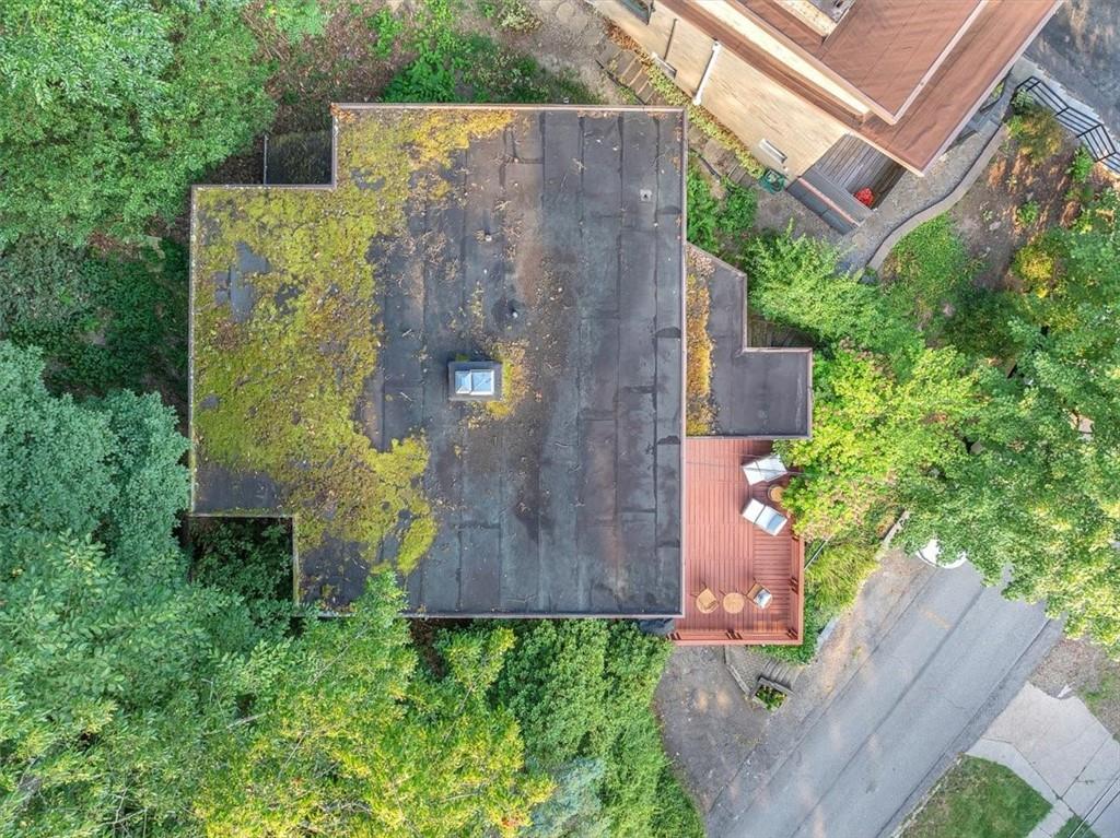 136 Fairfax Road Pittsburgh, PA 15221 - Photo 39 of 50 an aerial view of a house with a yard and garden