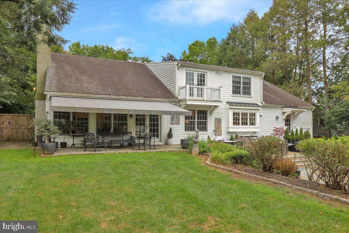 1425 Center Road Lancaster, PA 17603 - Photo 54 of 58 Charming home with lush green surroundings.